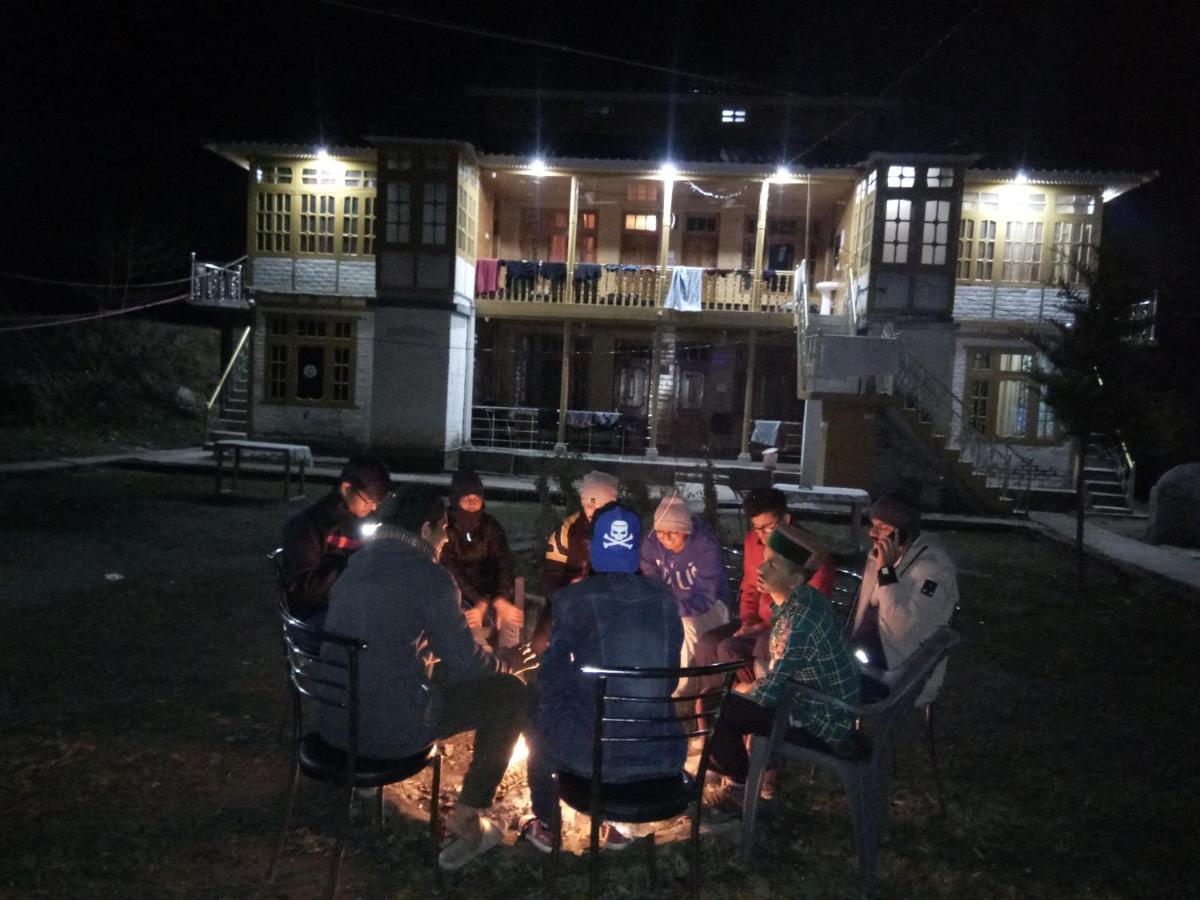 Kasol Wooden Cottage מראה חיצוני תמונה